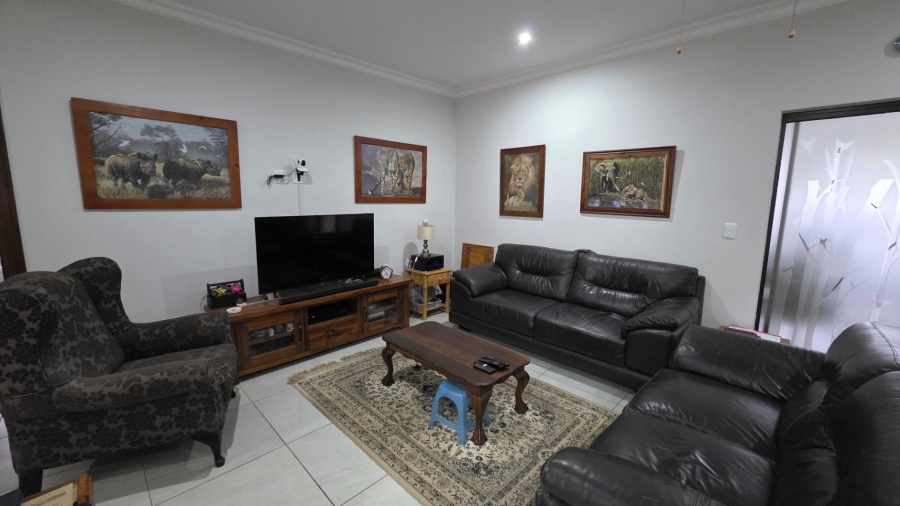 3 Bedroom Property for Sale in Melodie North West